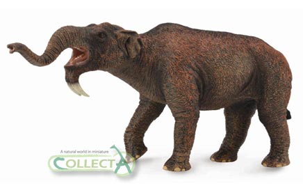 Super model of a prehistoric elephant.