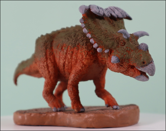 Paleo-Creatures Kosmoceratops model.