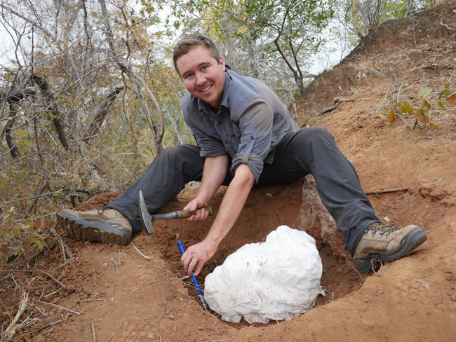 Excavating the fossilised remains of Mbiresaurus raathi.