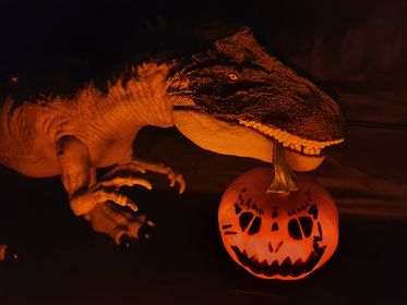 Halloween dinosaurs