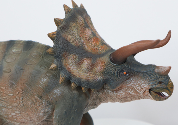 Heavy Lance Triceratops model.