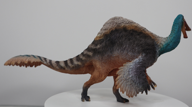 PNSO Deinocheirus model.