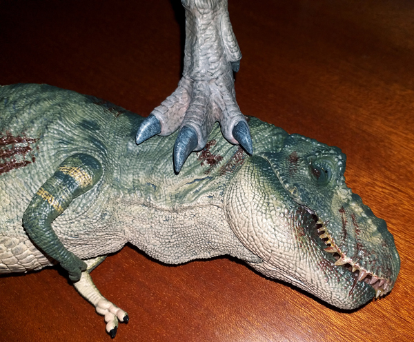 Spinosaurus versus Tyrannosaurus rex.