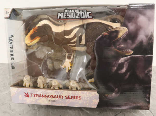 Yutyrannus huali Model Reviewed by Figure Collector