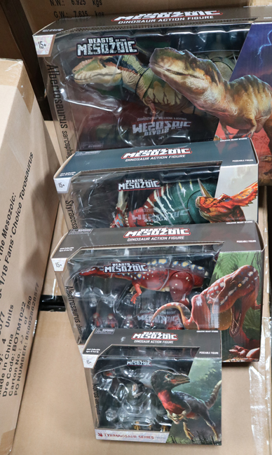 Unpacking Beasts of the Mesozoic models.