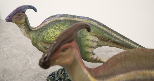 A Pair of Nanmu Studio Parasaurolophus models.